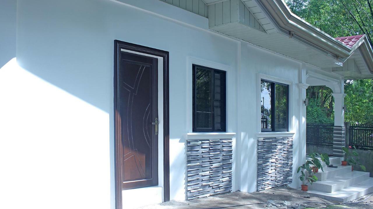 Hanella'S Place Bacong  Exterior photo
